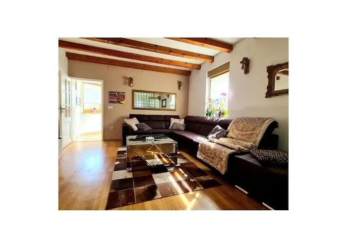 Villa In With Swimming Pool *
