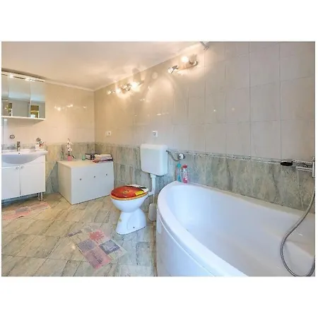 In With Swimming Pool Villa Pula